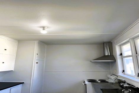 Photo of property in 400 Kiwi Place, Camberley, Hastings, 4120