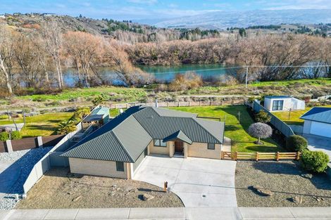 Photo of property in 11 Walnut Grove, Alexandra, 9320