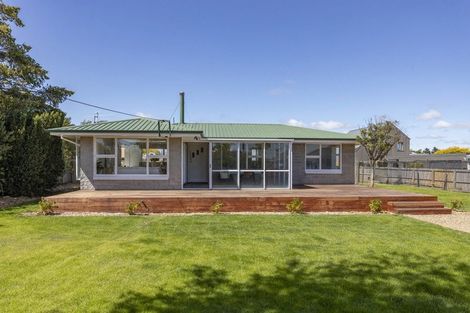 Photo of property in 28 Sylvia Street, Parklands, Christchurch, 8083
