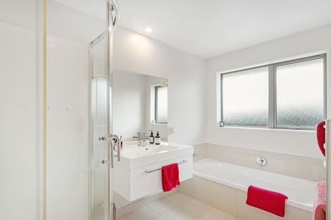 Photo of property in 52 Newman Road, Rolleston, 7614