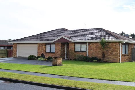Photo of property in 3/3 Mirabell Place, Golflands, Auckland, 2013