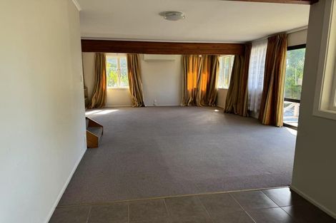 Photo of property in 572 Beach Road, Rothesay Bay, Auckland, 0630