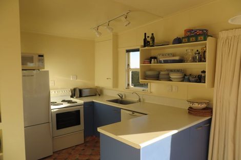 Photo of property in 16 Arawa Street, Raumati Beach, Paraparaumu, 5032