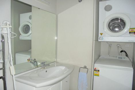 Photo of property in City Lodge, 502/115 Vivian Street, Te Aro, Wellington, 6011