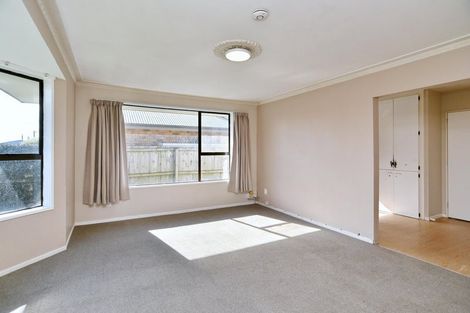 Photo of property in 5 Ballymena Drive, Belfast, Christchurch, 8051