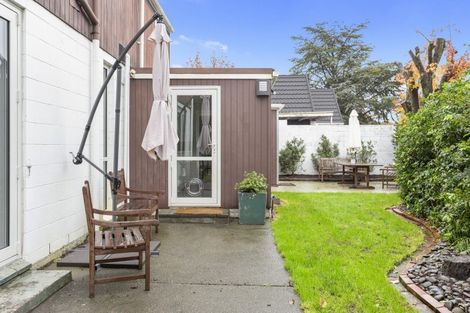 Photo of property in 36 Maidstone Road, Ilam, Christchurch, 8041