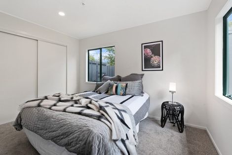 Photo of property in 42a Woodglen Road, Glen Eden, Auckland, 0602
