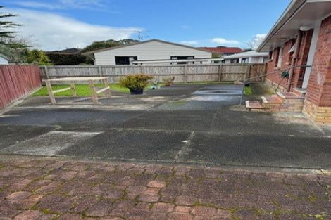 Photo of property in 20 Ocean View Road, Northcote, Auckland, 0627