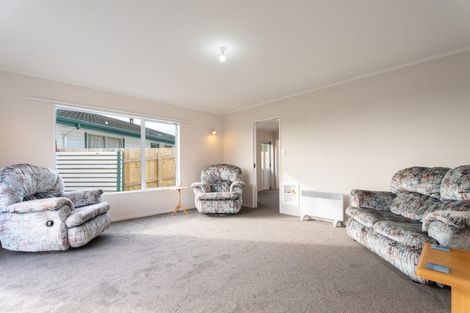 Photo of property in 63 Pikarere Street, Titahi Bay, Porirua, 5022