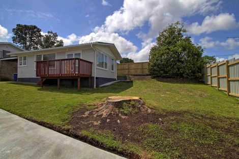Photo of property in 1/3 Flaxdale Street, Birkdale, Auckland, 0626