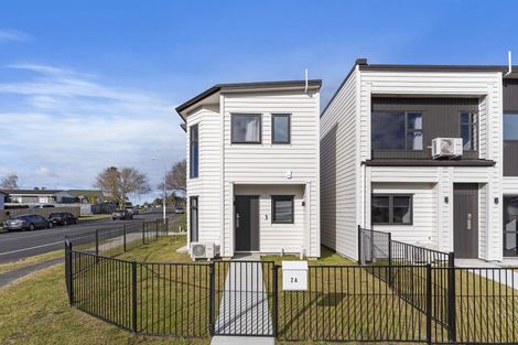 Photo of property in 2a Melleray Place, Randwick Park, Auckland, 2105