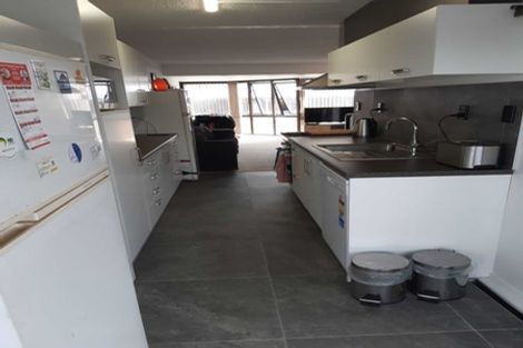Photo of property in 40 Maunganui Road, Mount Maunganui, 3116