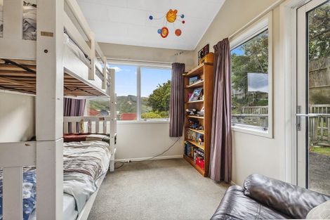 Photo of property in 47 Thurleigh Grove, Karori, Wellington, 6012