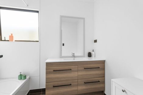 Photo of property in 37 Awaiti Place, Hairini, Tauranga, 3112