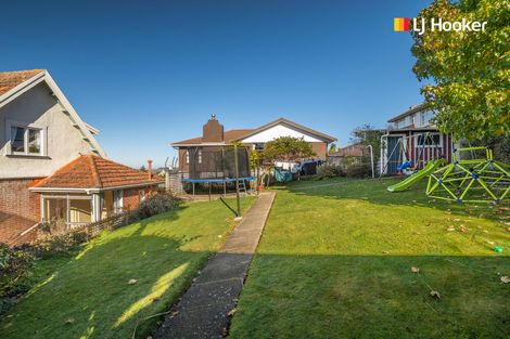 Photo of property in 17 Leven Street, Roslyn, Dunedin, 9010