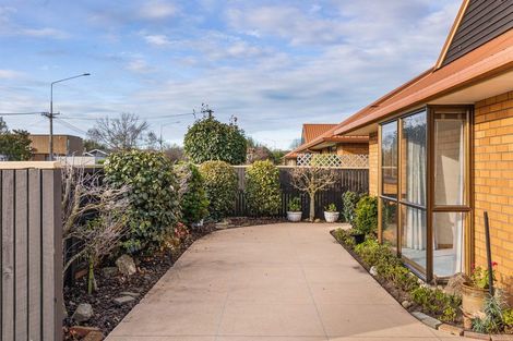 Photo of property in 1/41 Kilmarnock Street, Riccarton, Christchurch, 8011