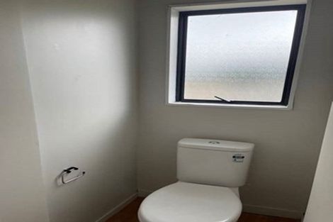 Photo of property in 1/100 Shifnal Drive, Randwick Park, Auckland, 2105