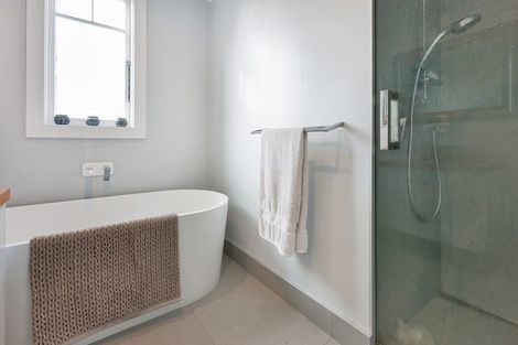 Photo of property in 23 Brandon Road, Glen Eden, Auckland, 0602