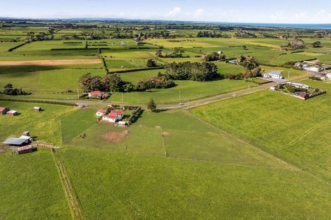 Photo of property in 39 Auroa Road, Otakeho, Hawera, 4678