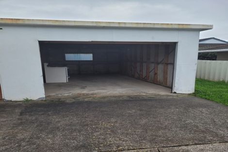 Photo of property in 46 Butterworth Drive, Glendene, Auckland, 0602