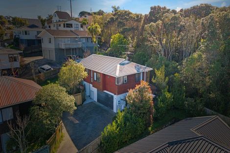 Photo of property in 2/18 Atlantis Place, Totara Vale, Auckland, 0629