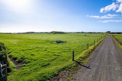 Photo of property in 306 Pungarehu Road, Pungarehu, 4685