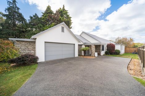 Photo of property in 5 Heritage Place, Terrace End, Palmerston North, 4410