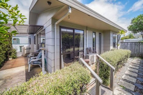 Photo of property in 16 Palm Avenue, Stoke, Nelson, 7011