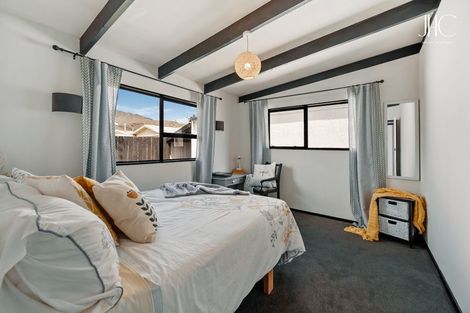 Photo of property in 30 Achil Street, Cromwell, 9310