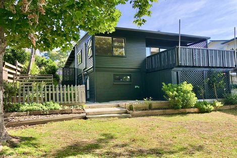 Photo of property in 31 Tauroa Road, Havelock North, 4130