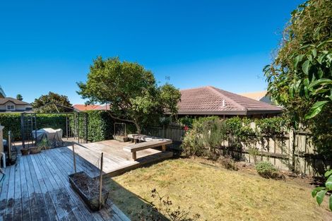 Photo of property in 15 Ferntree Terrace, West Harbour, Auckland, 0618