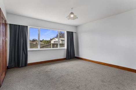 Photo of property in 43 Aorangi Road, Bryndwr, Christchurch, 8053