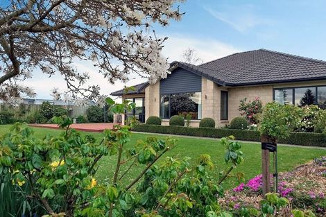 Photo of property in 6 Essex Street, Weston, Oamaru, 9401