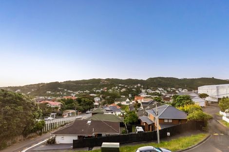Photo of property in 81 Melbourne Road, Island Bay, Wellington, 6023