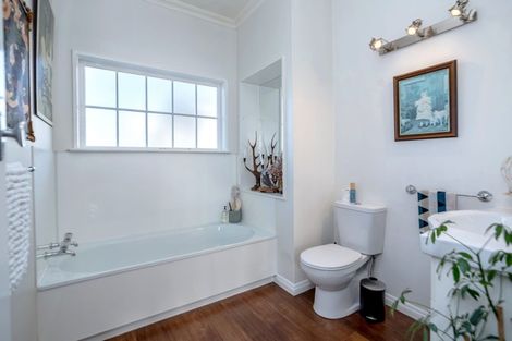 Photo of property in 30 Jordan Terrace, Lansdowne, Masterton, 5810