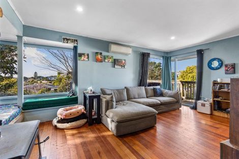 Photo of property in 32 Lawry Street, Blagdon, New Plymouth, 4310