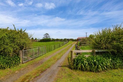 Photo of property in 221 Stanley Road, Te Popo, Stratford, 4394