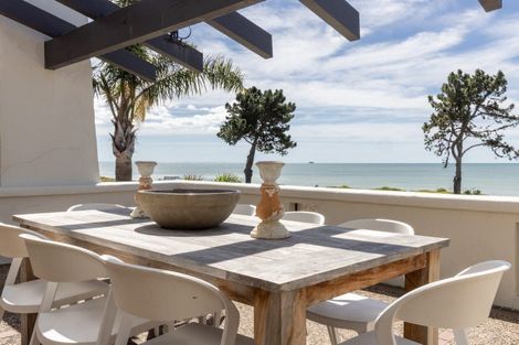 Photo of property in 73 Le Quesne Road, Bay View, Napier, 4104