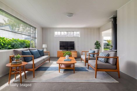 Photo of property in 17 Anaru Place, Awapuni, Palmerston North, 4412