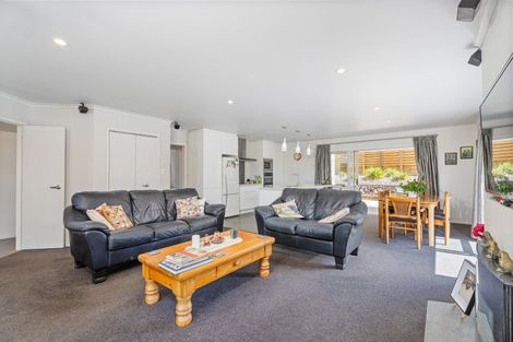 Photo of property in 16 Leeward Drive, Whitianga, 3510