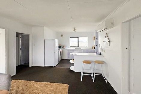 Photo of property in 21 Ocean Beach Street, Foxton Beach, Foxton, 4815