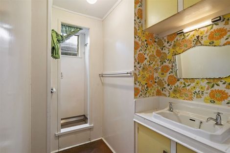 Photo of property in 6 Penton Road, Stanmore Bay, Whangaparaoa, 0932