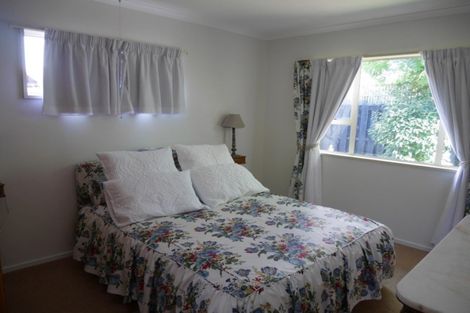 Photo of property in 3 Centaurus Road, Cashmere, Christchurch, 8022