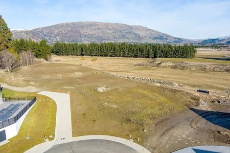 Photo of property in 16 Ranch Terrace, Wanaka, 9382
