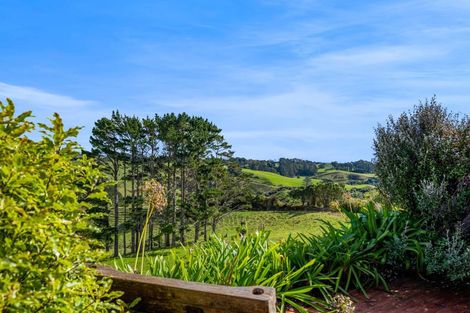 Photo of property in 402 Hursthouse Road, Tarurutangi, Inglewood, 4389
