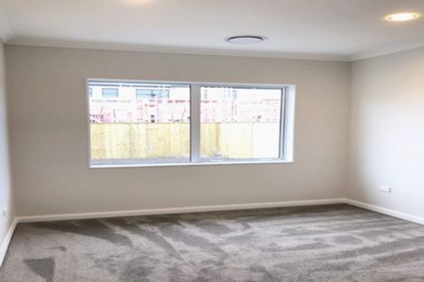 Photo of property in 32 Hikuawa Road, Flat Bush, Auckland, 2019