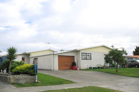 Photo of property in 2/46 Freyberg Avenue, Tamatea, Napier, 4112