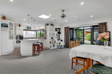 Photo of property in 1 Merlin Close, Huntington, Hamilton, 3210