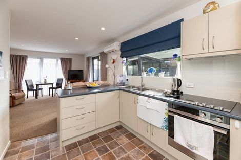 Photo of property in 21 Clinton Lane, Woolston, Christchurch, 8062