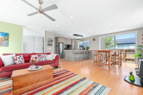 Photo of property in 22 Otonga Heights, Maungaraki, Lower Hutt, 5010